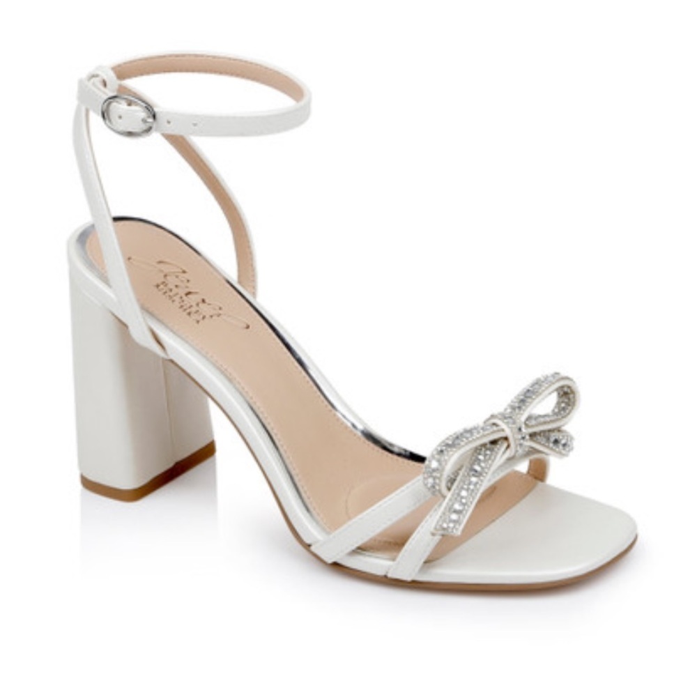Jewel Badgley mischka valerie
rhinestone strap satin Block Heel Sandals size 7